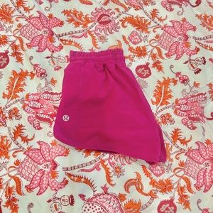 Lululemon ripened raspberry hottie hot shorts